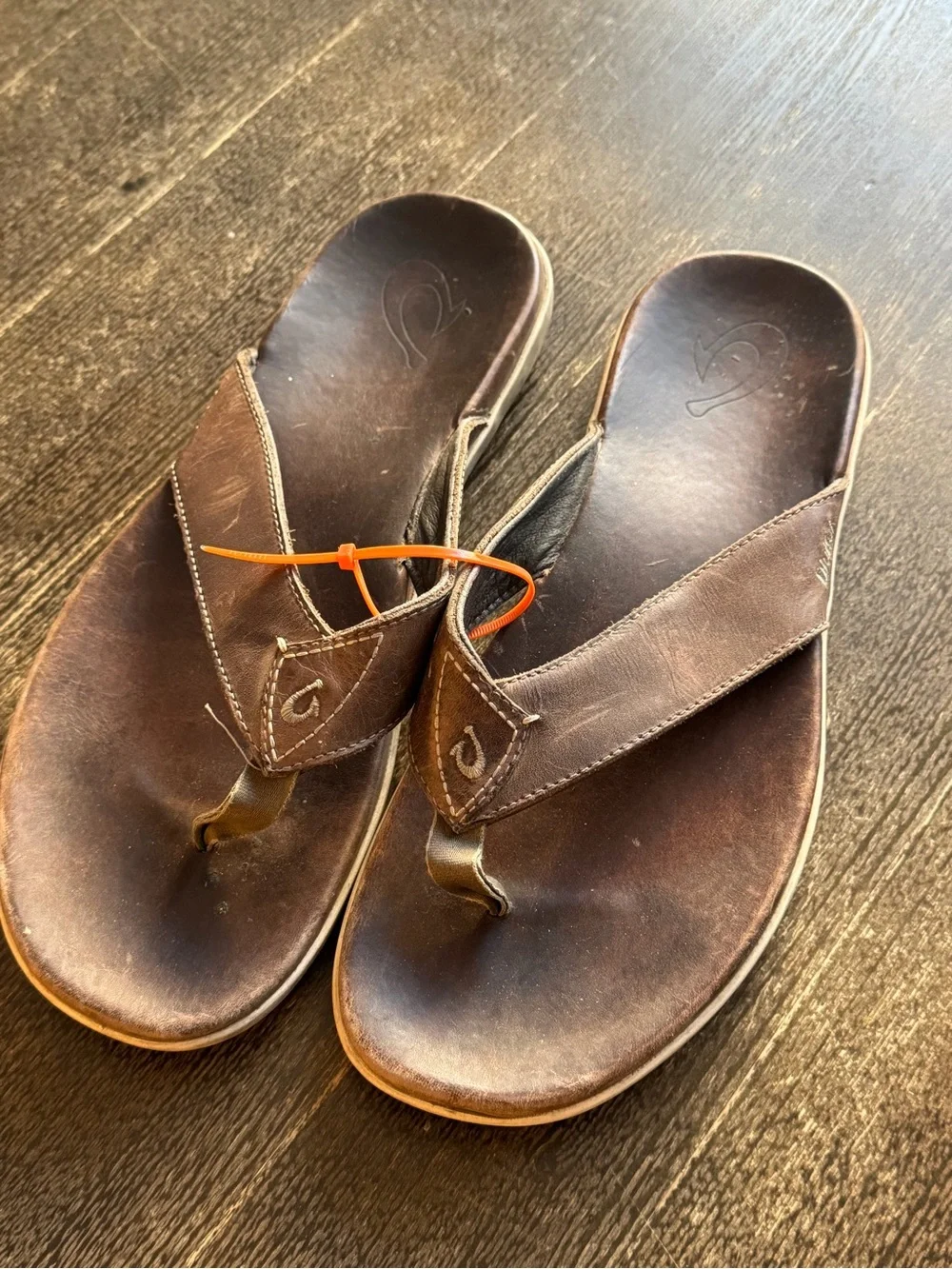 Olukai Men's Brown Leather Flip Sandals - Casual Comfort Men’s 13